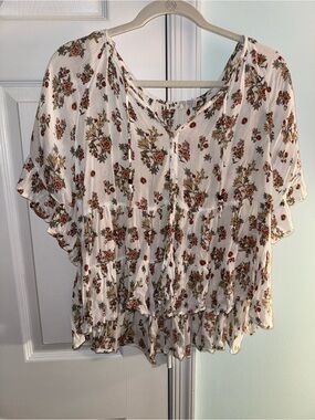 Jolt Cream Floral Ruffle Peasant Blouse